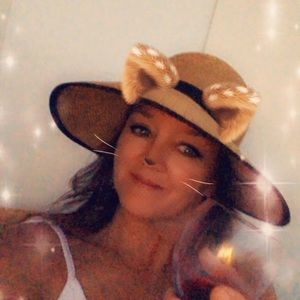 Meet your Posher, Stacey